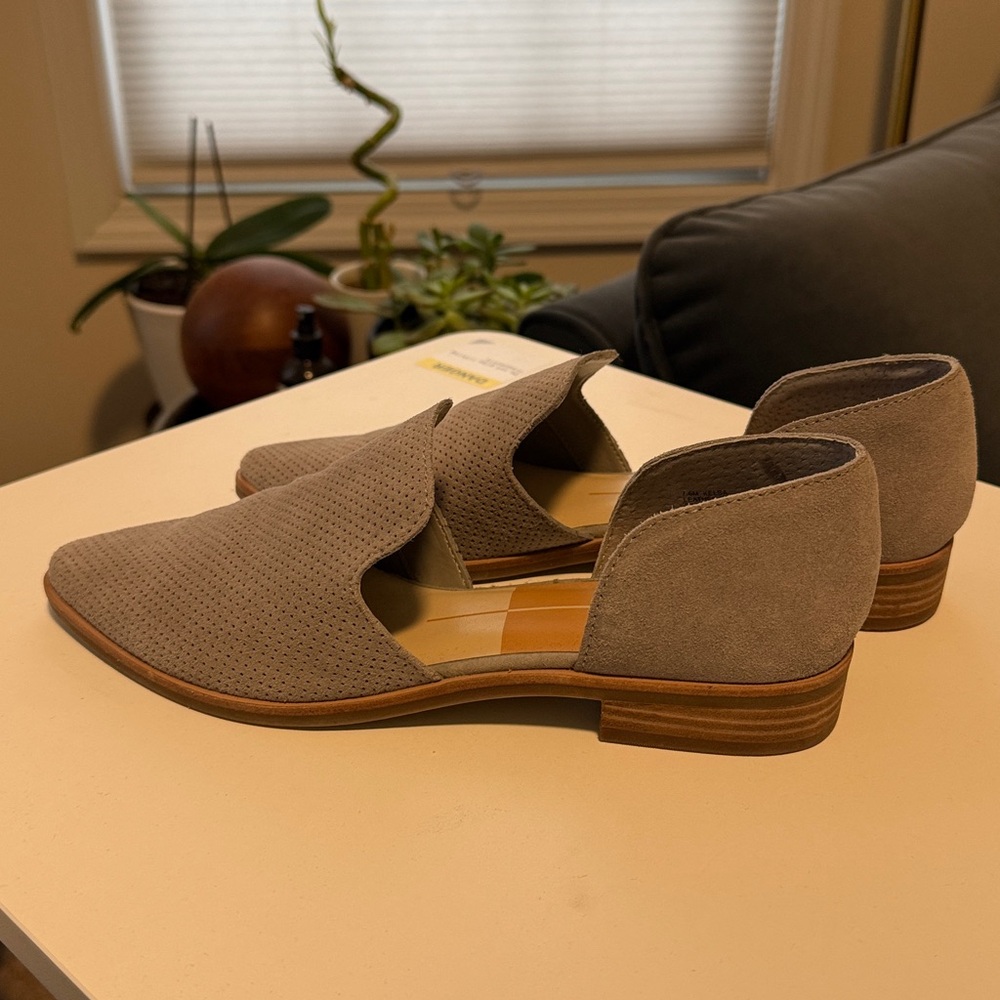 Dolce Vita Kelsa Gray Perforated Women's D’Orsay Flats - New - Size 7.5